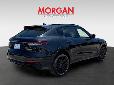 2022 Maserati Levante - Photo 3