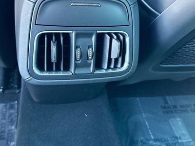 2022 Maserati Levante - Photo 19
