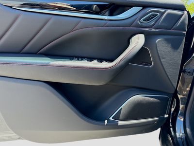 2022 Maserati Levante - Photo 21