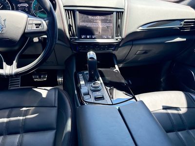 2022 Maserati Levante - Photo 18