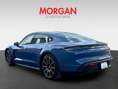 2022 Porsche Taycan - Photo 5