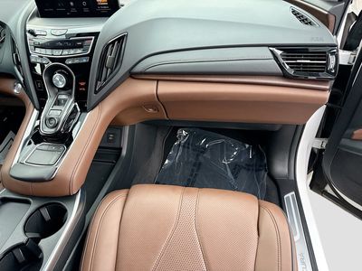 2025 Acura RDX - Photo 18