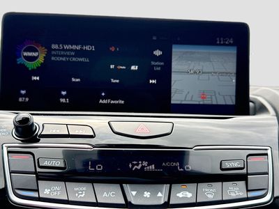 2025 Acura RDX - Photo 32