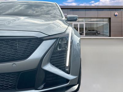 2025 Cadillac CT5-V - Photo 9
