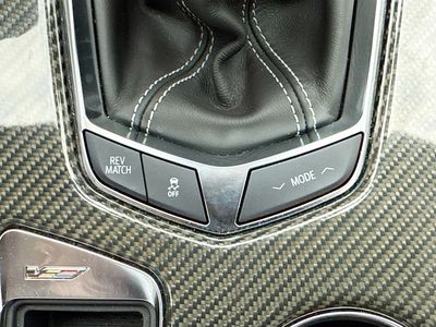 2025 Cadillac CT5-V - Photo 28