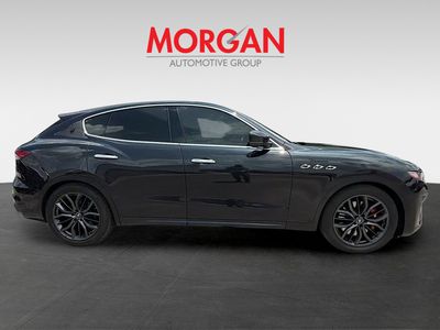 2022 Maserati Levante - Photo 2