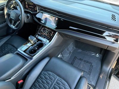 2022 Audi RS Q8 - Photo 13