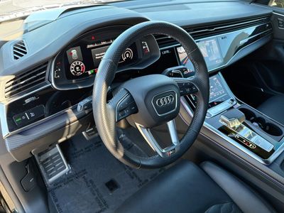 2022 Audi RS Q8 - Photo 25