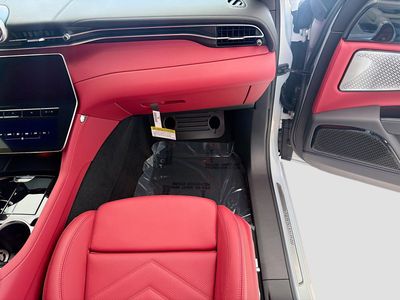 2026 Maserati Grecale - Photo 17