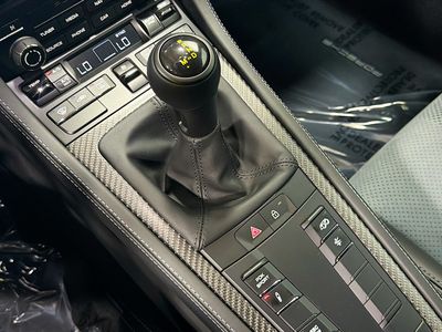 2025 Porsche 718 Cayman - Photo 24