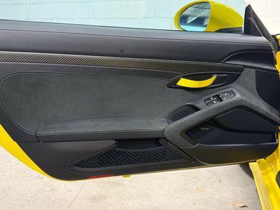 2025 Porsche 718 Cayman - Photo 19