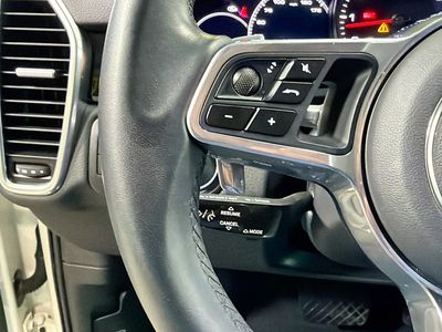 2023 Porsche Cayenne - Photo 37