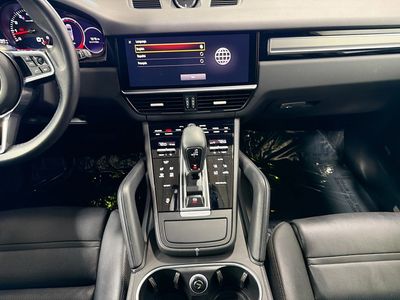 2023 Porsche Cayenne - Photo 19
