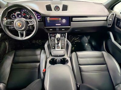 2023 Porsche Cayenne - Photo 16