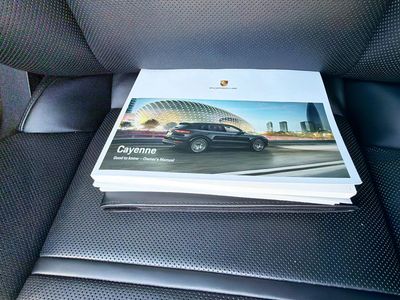 2023 Porsche Cayenne - Photo 45