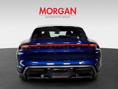 2022 Porsche Taycan - Photo 8