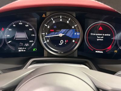 2023 Porsche 911 - Photo 36
