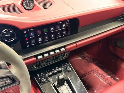 2023 Porsche 911 - Photo 24