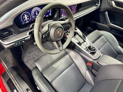 2026 Porsche 911 - Photo 4