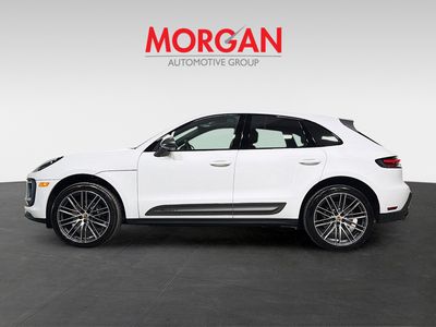 2026 Porsche Macan - Photo 2