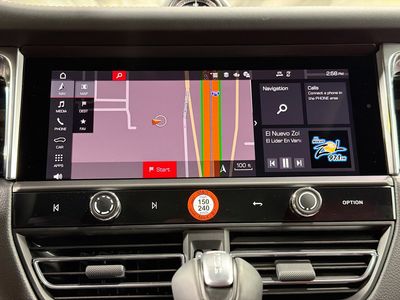 2026 Porsche Macan - Photo 32