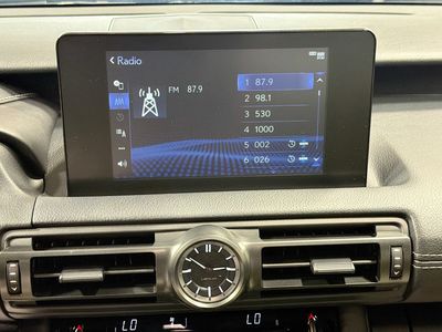 2023 Lexus IS - Photo 29