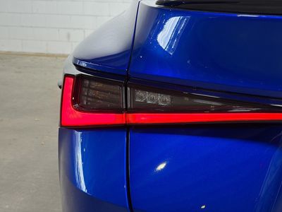 2023 Lexus IS - Photo 11