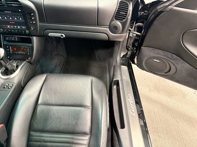 2005 Porsche 911 - Photo 16
