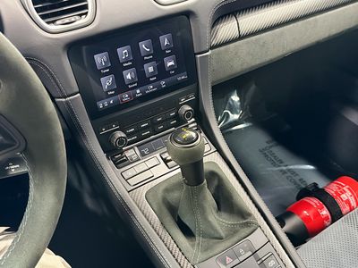 2025 Porsche 718 Spyder - Photo 22