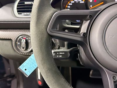 2025 Porsche 718 Spyder - Photo 31