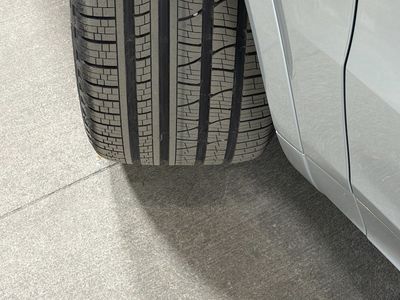 2023 Porsche Cayenne - Photo 43