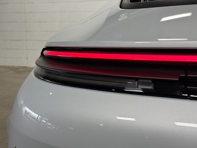 2025 Porsche 911 - Photo 11