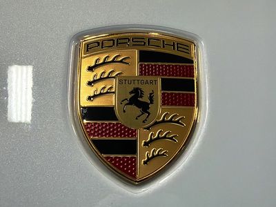 2025 Porsche 911 - Photo 12