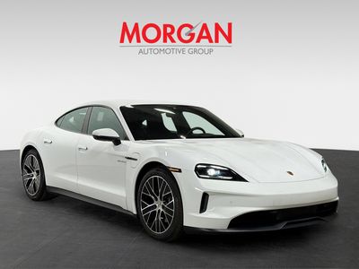 2025 Porsche Taycan - Photo 6