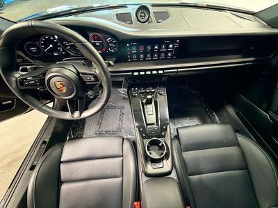 2024 Porsche 911 - Photo 15
