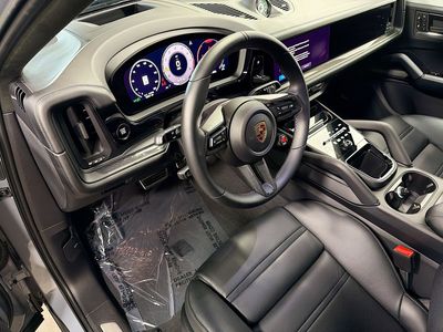 2024 Porsche Cayenne - Photo 4