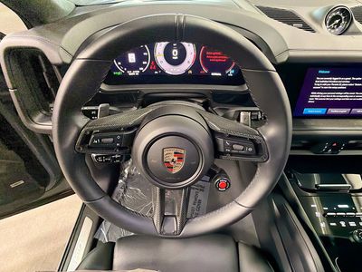 2024 Porsche Cayenne - Photo 38