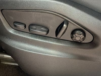 2026 Porsche Cayenne - Photo 25