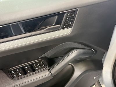 2026 Porsche Cayenne - Photo 23