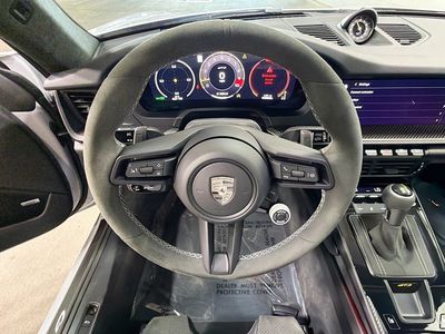 2026 Porsche 911 - Photo 35