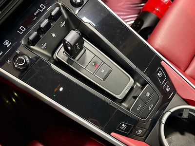 2022 Porsche 911 - Photo 26
