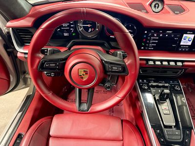 2022 Porsche 911 - Photo 16