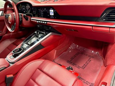 2022 Porsche 911 - Photo 14
