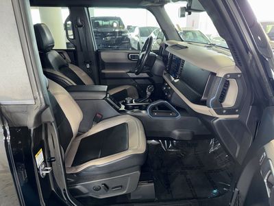 2022 Ford Bronco - Photo 10