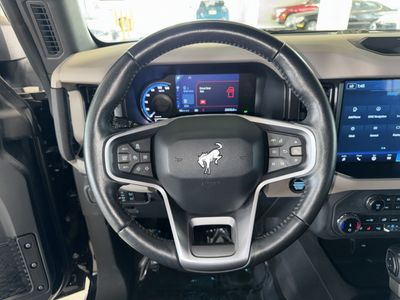 2022 Ford Bronco - Photo 19