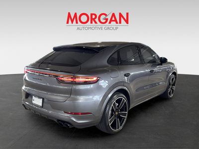2022 Porsche Cayenne Coupe - Photo 8