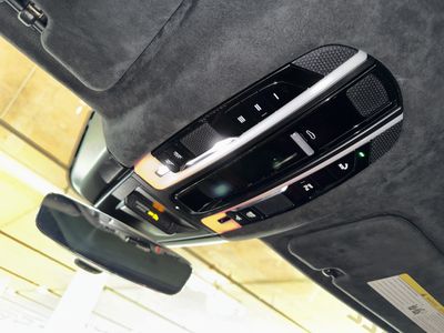 2022 Porsche Cayenne Coupe - Photo 29