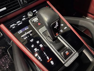 2022 Porsche Cayenne Coupe - Photo 27