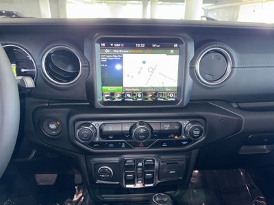 2023 Jeep Wrangler - Photo 26
