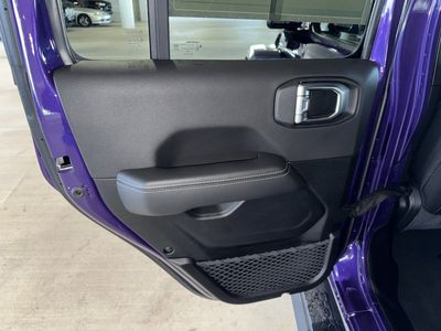 2023 Jeep Wrangler - Photo 16